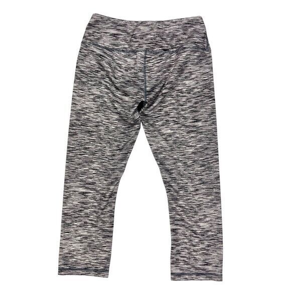 Reebook Athletic Capri Leggings XS Printed Gray Yoga Pilates Workout Gym Pull On - Picture 4 of 13
